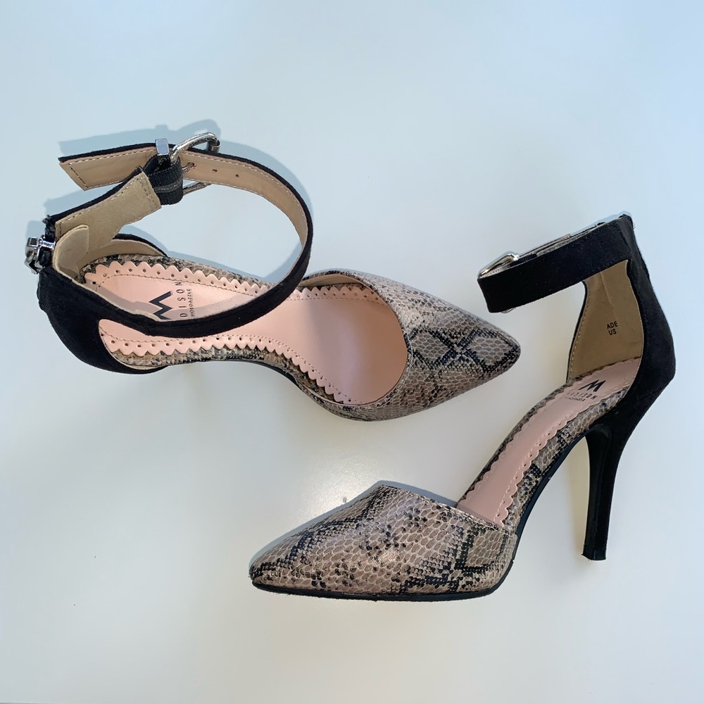 Madison by Shoe Dazzle heels - Picture 2 of 5